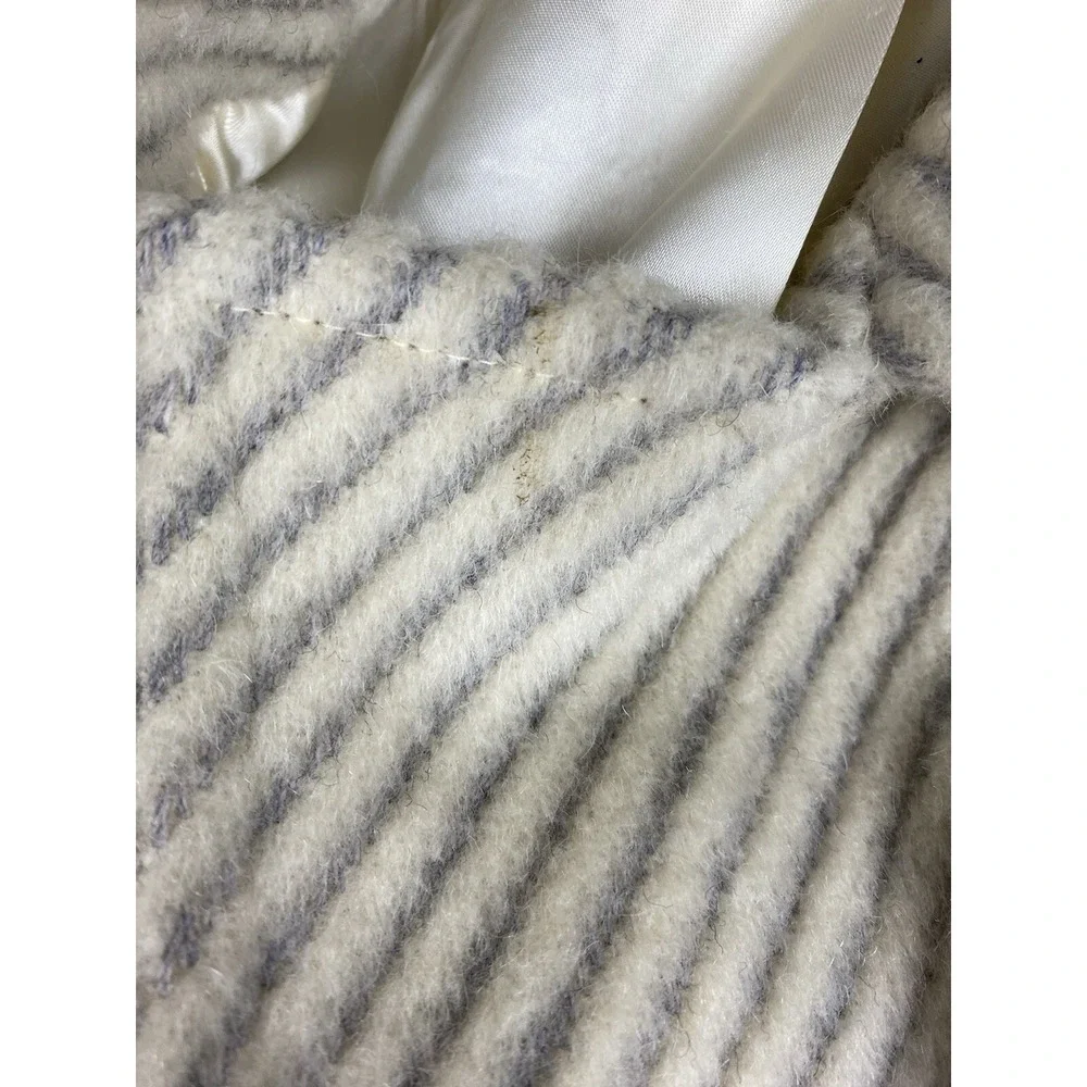 Vintage 1960's Union Made Womens M Cream Gray Diagonal‎ Striped Wool Button Coat